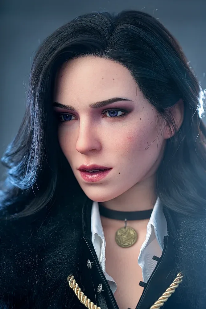 Yennefer 168cm A Cup Fair GameLady (5ft6) view 3