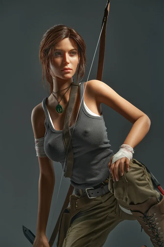 Lara Croft 166cm Tomb Raider GameLady (5ft4) view 2