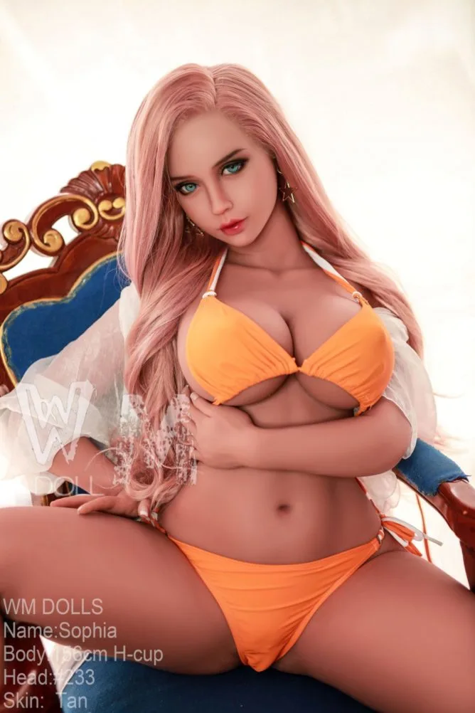 Ellen 156cm 18 year old (5ft1) view 8