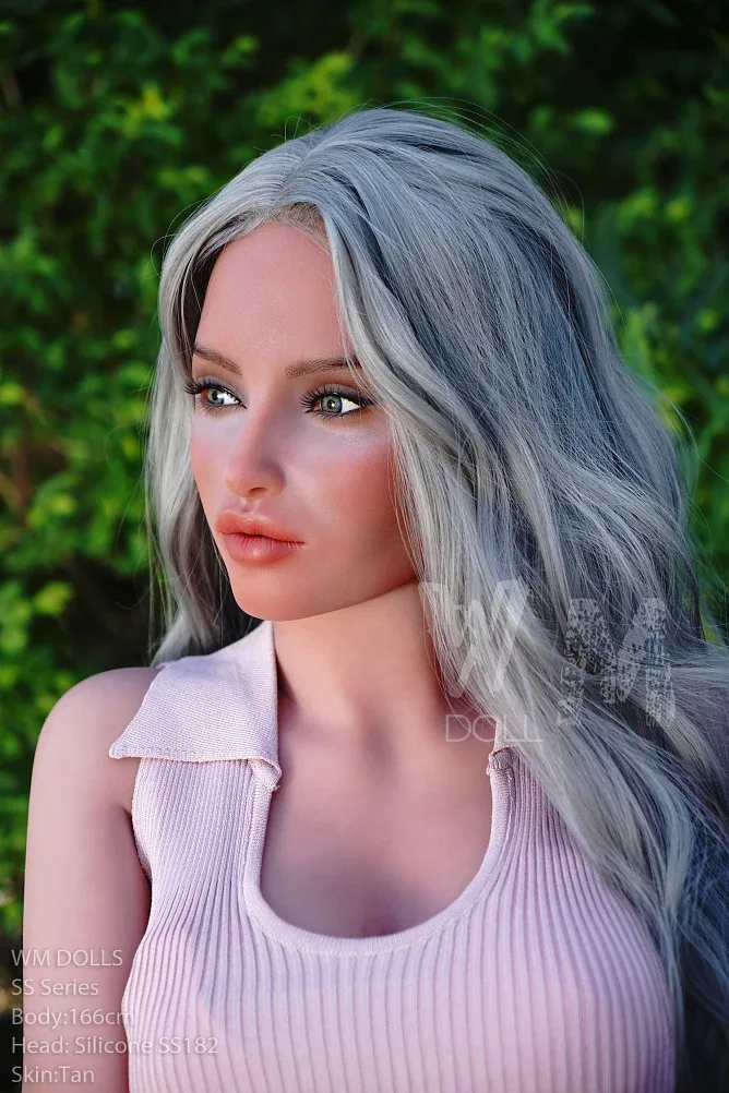 Lila Mae 166CM SS182 WM Doll (5ft5) view 3