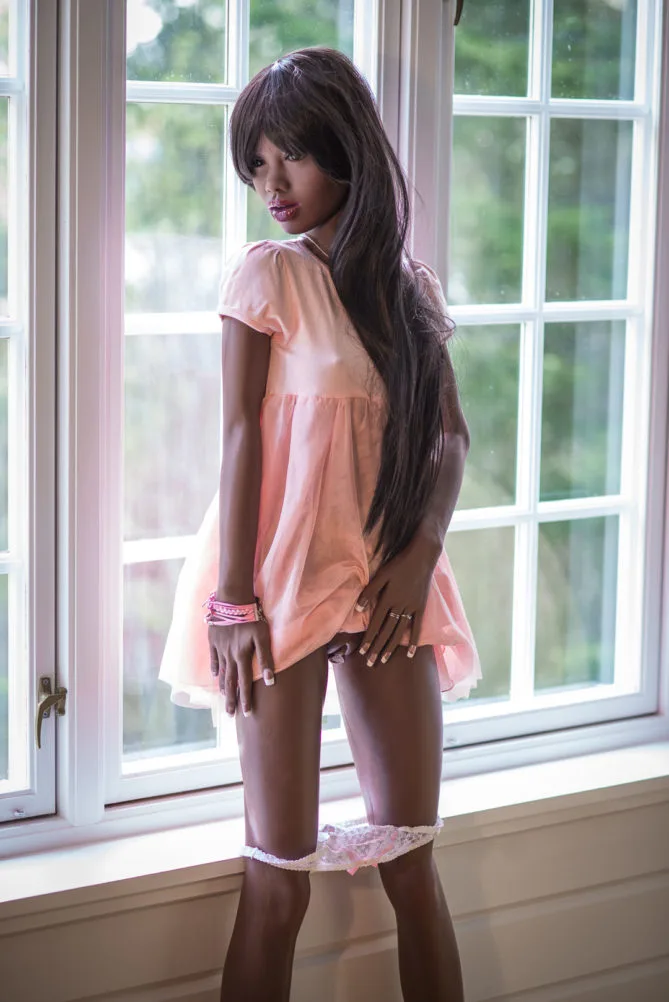 Shanice 168cm Petite Ebony (5ft6)