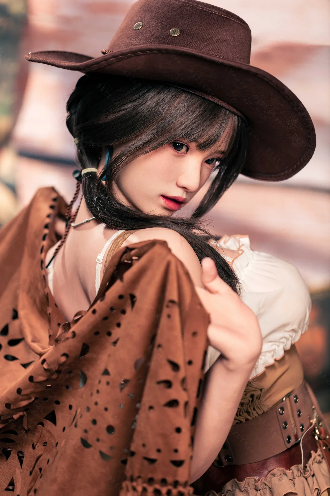 Helianthus Cowgirl + 162cm Bezlya | Bionic 2.2U (5ft4) view 4