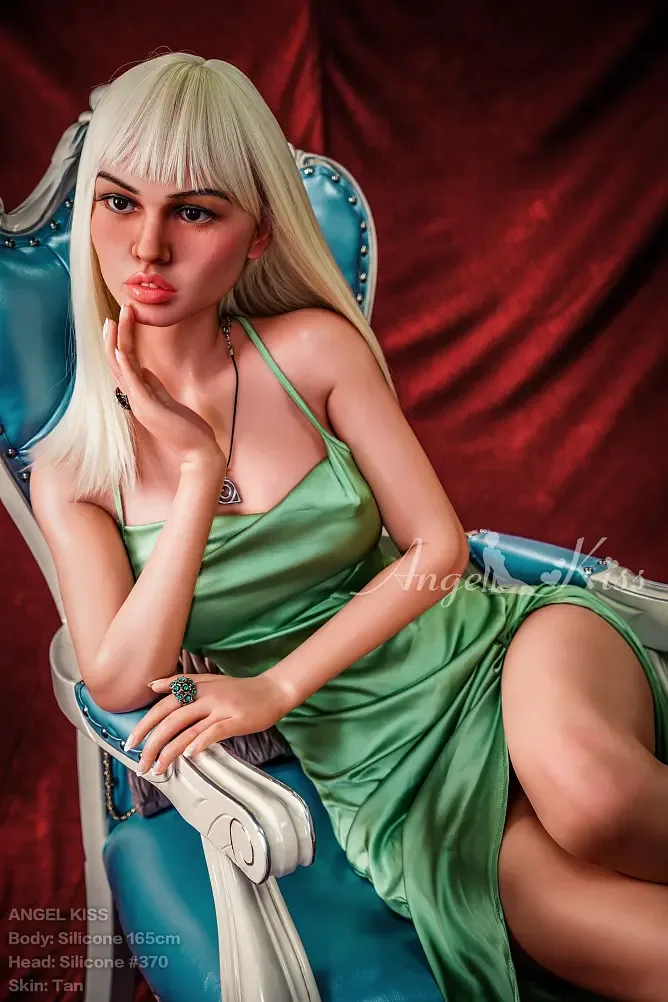 AK165 #S370 Silicone Angel Kiss (5ft5) view 3
