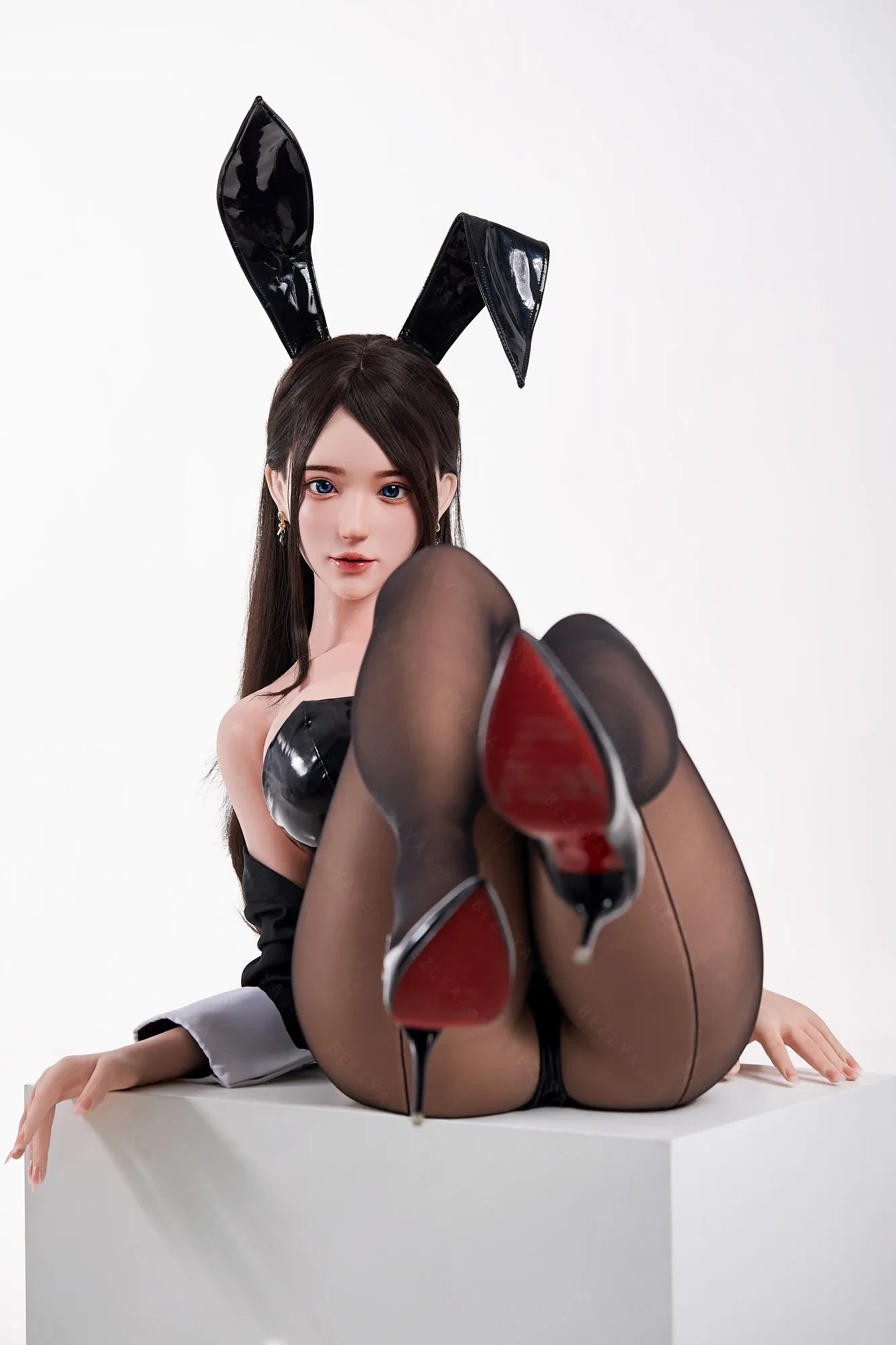 Yulania TiPsy 161cm Bezlya | Bionic 2.1 (5ft3) view 7