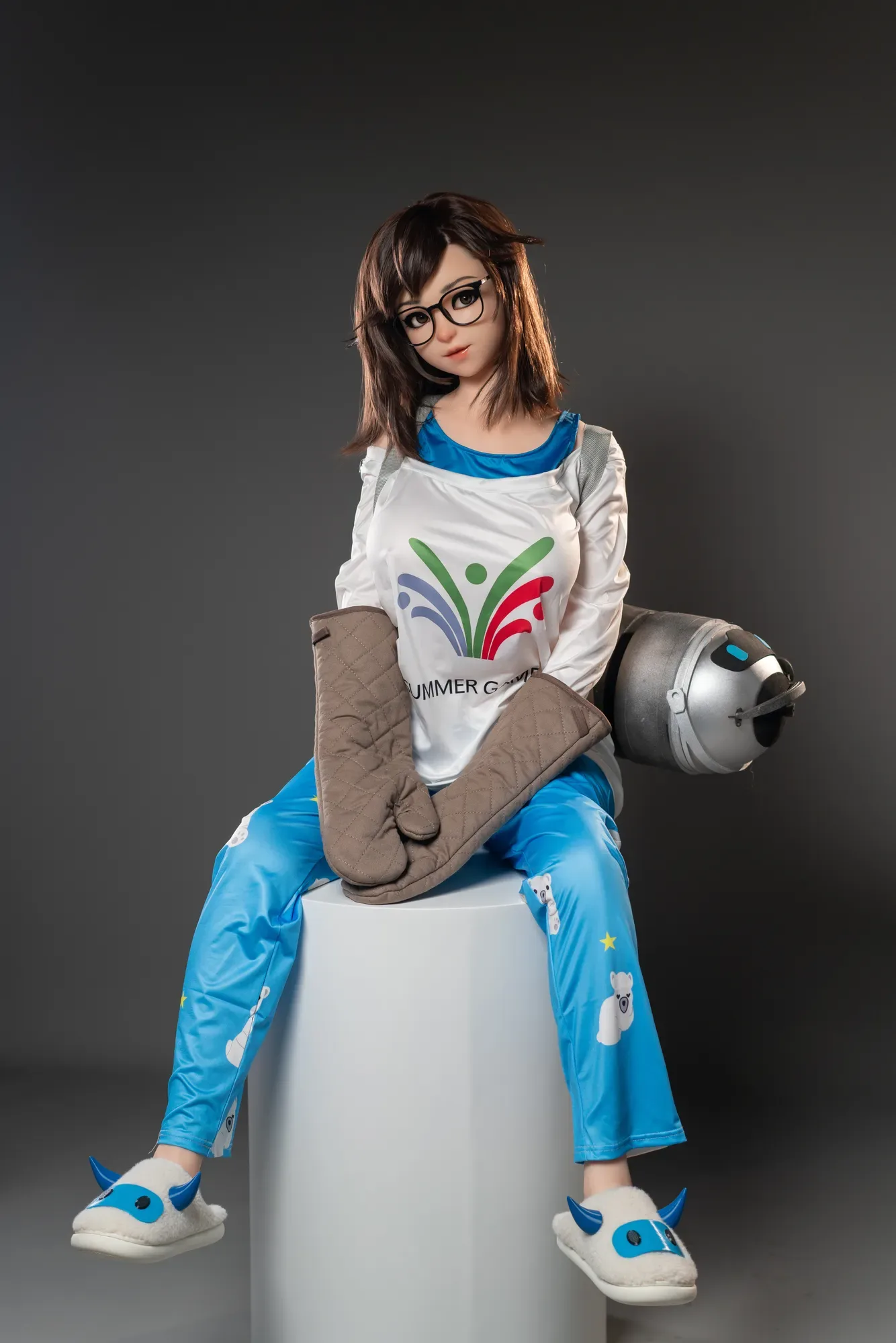 Mei Lady.40 165G GameLady (5ft5) view 2
