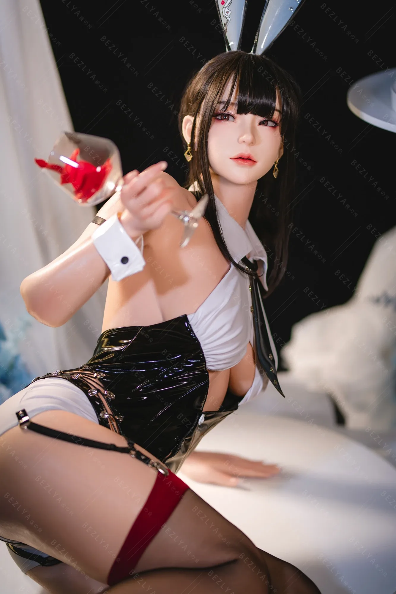 Aglaia + 162cm Bezlya | Bionic 2.2U Bunny (5ft4) view 8